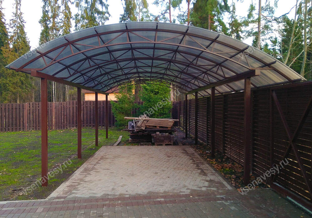 Навес металлический из поликарбоната для машины купить под ключ